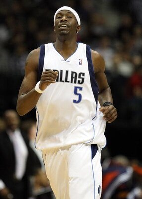DALLAS - JANUARY 28:  Josh Howard #5 of the Dallas Mavericks during play against the Golden State Warriors on January 28, 2008 at American Airlines Center in Dallas, Texas.  NOTE TO USER: User expressly acknowledges and agrees that, by downloading and/or 