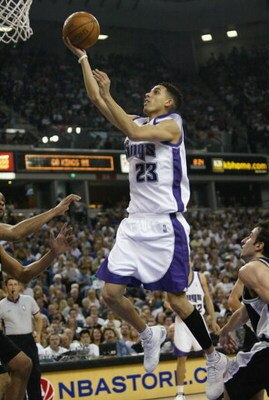 SACRAMENTO, CA - MAY 5:   Kevin Martin #23 of the Sacramento Kings shoots against the San Antonio Spurs in game six of the Western Conference Quarterfinals during the 2006 NBA Playoffs on May 5, 2006 at Arco Arena in Sacramento, California.   The Spurs wo