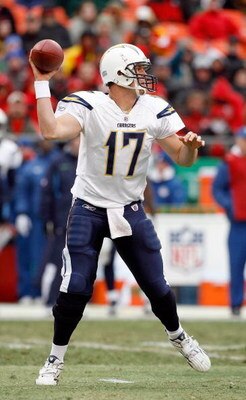 KANSAS CITY, MO - DECEMBER 14:  Philip Rivers #17 of the San Diego Chargers sets to pass against the Kansas City Chiefs during the first half on December 14, 2008 at Arrowhead Stadium in Kansas City, Missouri.  (Photo by Harry How/Getty Images)