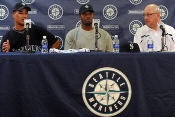 PEORIA, AZ - FEBRUARY 21:  (L-R) Manager Don Wakamatsu, Ken Griffey Jr. and General manager Jack Zduriencik of the Seattle Mariners look on during a press conference  on February 21, 2009 in Peoria, Arizona.  (Photo by Ronald Martinez/Getty Images)