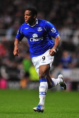 NEWCASTLE, UNITED KINGDOM - FEBRUARY 22:  Louis Saha of Everton in action during the Barclays Premier League match between Newcastle United and Everton at St James' Park on February 22, 2009 in Newcastle, England.  (Photo by Mike Hewitt/Getty Images)