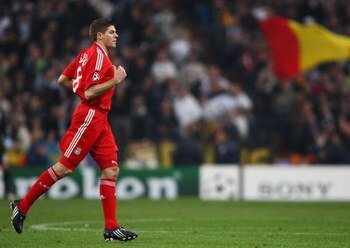 MADRID, SPAIN - FEBRUARY 25:  Steven Gerrard of Liverpool comes on as a substitute during the Champions League Round of 16, First Leg match between Real Madrid and Liverpool at the Estadio Santiago Bernabeu on February 25, 2009 in Madrid, Spain.  (Photo b