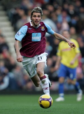 LONDON - DECEMBER 28:  Valon Behrami of West Ham United in action during the Barclays Premier League match between West Ham United and Stoke City at Upton Park on December 28, 2008 in London, England.  (Photo by Christopher Lee/Getty Images)