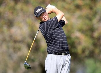 LA JOLLA, CA - FEBRUARY 06:  Davis Love III hits a shot during the second round of the Buick Invitational on the South Course at Torrey Pines Golf Course on February 6, 2009 in La Jolla, California.  (Photo by Scott Halleran/Getty Images)