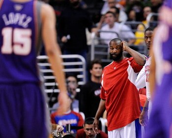 LOS ANGELES, CA - FEBRUARY 18:  Baron Davis #1 of the Los Angeles Clippers scratches his head as he reacts to Clippers blow out loss, 142-119, to the Phoenix Suns at the Staples Center February 18, 2009, in Los Angeles, California. NOTE TO USER: User expr