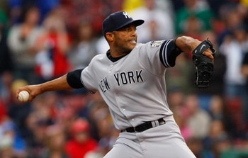 BOSTON - SEPTEMBER 28: Mariano Rivera #42 of the New York Yankees throws against the Boston Red Sox at Fenway Park September 28, 2008 in Boston, Massachusetts. (Photo by Jim Rogash/Getty Images)