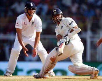 CHENNAI, INDIA - DECEMBER 15: Sachin Tendulkar of India sweeps during day 5 of the First Test Match between India and England at the MA Chidambaram Stadium on December 15, 2008 in Chennai, India.  (Photo by Julian Herbert/Getty Images)