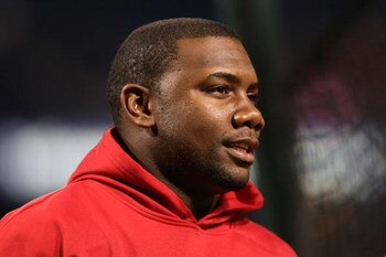 PHILADELPHIA - OCTOBER 27:  Ryan Howard #6 of the Philadelphia Phillies looks on during batting practice against the Tampa Bay Rays during game five of the 2008 MLB World Series on October 27, 2008 at Citizens Bank Park in Philadelphia, Pennsylvania.  (Ph
