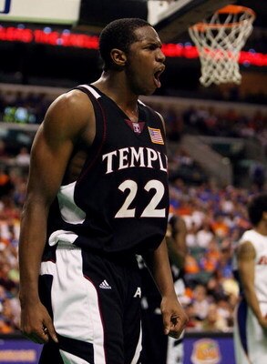 SUNRISE, FL - DECEMBER 29:  Dionte Christmas #22 of the Temple Owls celebrates after hitting a basket while being fouled against the Florida Gators in the Orange Bowl Basketball Classic at Bank Atlantic Center on December 29, 2007 in Sunrise, Florida. Flo