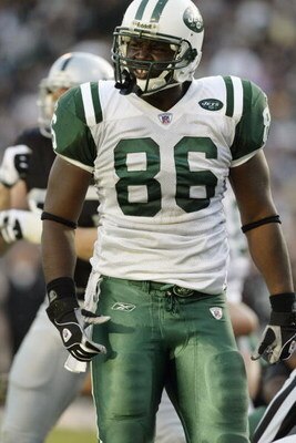OAKLAND, CA - NOVEMBER 9:  Tight end Chris Baker #86 of the New York Jets is on the field during the game against the Oakland Raiders on November 9, 2003  at the Network Associates Coliseum in Oakland, California. The Jets defeated the Raiders 27-24 in ov