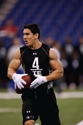 INDIANAPOLIS, IN - FEBRUARY 21:  Tight end James Casey of Rice runs with the football during the NFL Scouting Combine presented by Under Armour at Lucas Oil Stadium on February 21, 2009 in Indianapolis, Indiana. (Photo by Scott Boehm/Getty Images)