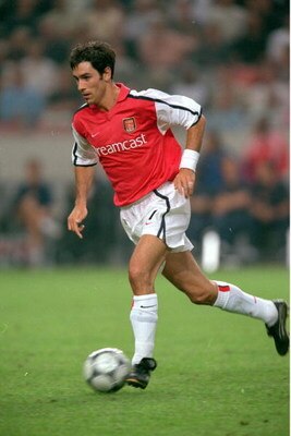 5 Aug 2000:  Robert Pires of Arsenal in action during the Pre-Season Friendly Tournament match against Ajax at the Amsterdam ArenA, in Amsterdam, Holland. Ajax won the match 2-0. \ Mandatory Credit: Shaun Botterill /Allsport