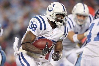 NASHVILLE, TN - OCTOBER 27:  Dominic Rhodes #38  of the Indianapolis Colts carries the ball during the NFL game against the Tennessee Titans at  LP Field on October 27, 2008 in Nashville, Tennessee.  (Photo by Andy Lyons/Getty Images)