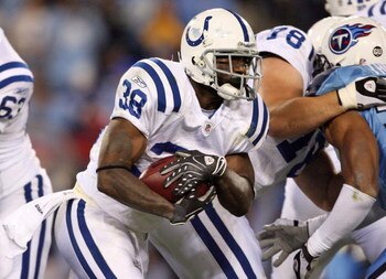 NASHVILLE, TN - OCTOBER 27:  Dominic Rhodes #38 of the Indianapolis Colts throws a pass during the NFL game against the Tennessee Titans at LP Field on October 27, 2008 in Nashville, Tennessee.  (Photo by Andy Lyons/Getty Images)