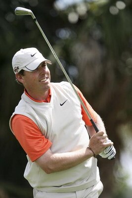 PALM BEACH GARDENS, FL - MARCH 05:  Justin Leonard follows his tee shot on the seventh hole during the first round of The Honda Classic at PGA National Resort and Spa on March 5, 2009 in Palm Beach Gardens, Florida.  (Photo by Doug Benc/Getty Images)