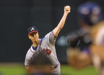 17 Oct 2001:  Pitcher Tom Glavine #47 of the Atlanta Braves throws a pitch during the first inning of Game 2 of the NLCS against the Arizona Diamondbacks at Bank One Ballpark in Phoenix, Arizona. DIGITAL IMAGE  Mandatory Credit: Jeff Gross/ALLSPORT