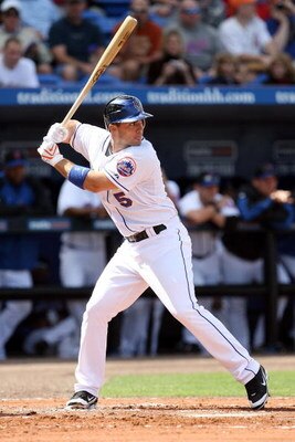 PORT ST LUCIE, FL - FEBRUARY 26:  David Wright #5 of the New York Mets bats against the Florida Marlins during a spring training game at Tradition Field on February 26, 2009 in Port St Lucie, Florida. The Mets defeated the Marlins 9-0.  (Photo by Doug Ben