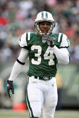 EAST RUTHERFORD, NJ - NOVEMBER 09: Dwight Lowery #34 of the New York Jets is seen against the St. Louis Rams at Giants Stadium on November 9, 2008 in East Rutherford, New Jersey. (Photo by Nick Laham/Getty Images) 