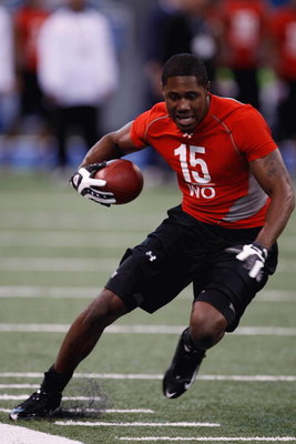 INDIANAPOLIS, IN - FEBRUARY 22: Wide receiver Darrius Heyward-Bey of Maryland runs with the football during the NFL Scouting Combine presented by Under Armour at Lucas Oil Stadium on February 22, 2009 in Indianapolis, Indiana. (Photo by Scott Boehm/Getty