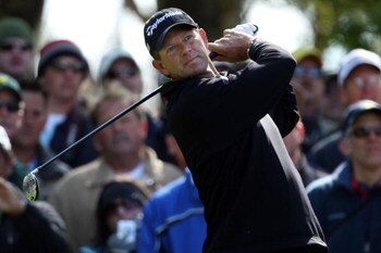 AUGUSTA, GA - APRIL 07:  Retief Goosen of South Africa hits a shot during a practice round prior to the 2009 Masters Tournament at Augusta National Golf Club on April 7, 2009 in Augusta, Georgia.  (Photo by David Cannon/Getty Images)