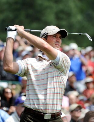 AUGUSTA, GA - APRIL 06:  Mike Weir of Canada watches a tee shot during a practice round prior to the 2009 Masters Tournament at Augusta National Golf Club on April 6, 2009 in Augusta, Georgia.  (Photo by Harry How/Getty Images)