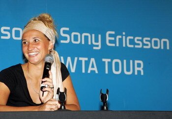 SYDNEY, AUSTRALIA - JANUARY 06:  Tatiana Golovin of France talks to fans during day one of the Medibank International at Sydney Olympic Park Tennis Centre on January 6, 2008 in Sydney, Australia.  (Photo by Robert Gray/Getty Images)