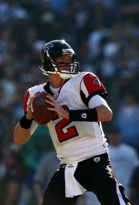 SAN DIEGO, CA - NOVEMBER 30:   Quarterback Matt Ryan #2 of the Atlanta Falcons throws the ball against the the San Diego Chargers during their NFL Game on November 30, 2008 at Qualcomm Stadium in San Diego, California.  (Photo by Donald Miralle/Getty Imag