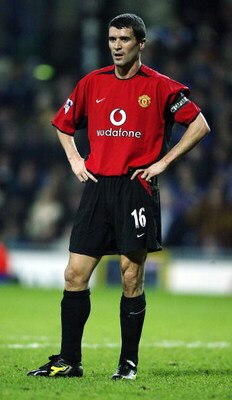 BLACKBURN - DECEMBER 22: Roy Keane of Man Utd during the Blackburn Rovers v Manchester United FA Barclaycard Premiership match at Ewood Park on December 22, 2002 in Blackburn, England. (Photo by Alex Livesey/Getty Images)