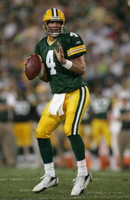 GREEN BAY, WI - AUGUST 19:  Quaterback Brett Favre #4 of the Green Bay Packers drops back to pass during the preseason game against the Atlanta Falcons on August 19, 2006 at Lambeau Field in Green Bay, Wisconsin. The Packers won 38-10. (Photo by Jonathan 
