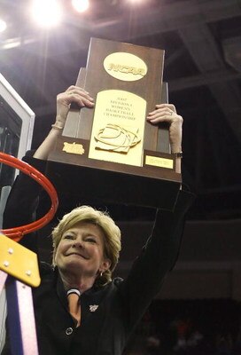 CLEVELAND - APRIL 03:  Head coach Pat Summitt of the Tennessee Lady Volunteers celebrates with the trophy after after Tennessee's 59-46 win against the Rutgers Scarlet Knights to win the 2007 NCAA Women's Basketball Championship Game at Quicken Loans Aren