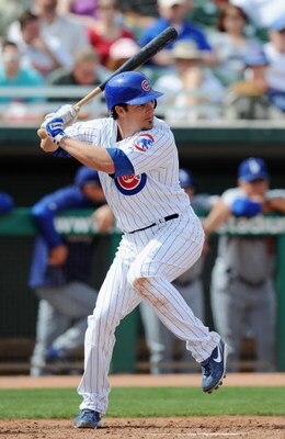 MESA, AZ - MARCH 06:   Ryan Theriot #2 of the Chicago Cubs bats during a Spring Training game against the Los Angeles Dodgers at HoHoKam Park on March 6, 2009 in Mesa, Arizona.  (Photo by Lisa Blumenfeld/Getty Images)