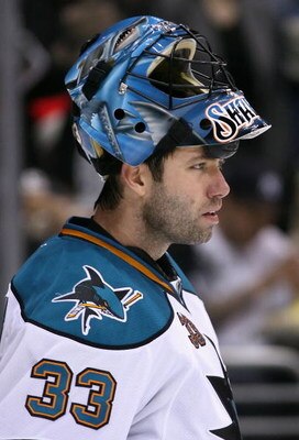 LOS ANGELES, CA - DECEMBER 15:  Goaltender Brian Boucher #33 of the San Jose Sharks in action during the NHL game against the Los Angeles Kings at Staples Center on December 15, 2008 in Los Angeles, California.  The Sharks defeated the Kings 3-2 in overti