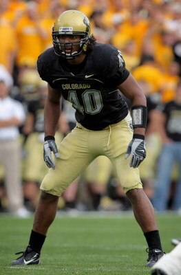 BOULDER, CO - OCTOBER 20:  Brad Jones #40 of the Colorado Buffaloes lines up against the Kansas Jayhawks at Folsom Field on October 20, 2007 in Boulder, Colorado. Kansas defeated Colorado 19-14.  (Photo by Doug Pensinger/Getty Images)