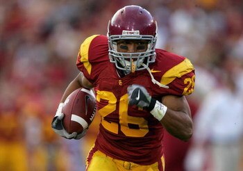 LOS ANGELES - OCTOBER 14:  Tailback Emmanuel Moody #26 of the USC Trojans carries the ball against the Arizona State Sun Devils on October 14, 2006 at the Los Angeles Memorial Coliseum in Los Angeles, California. USC won 28-21.  (Photo by Stephen Dunn/Get