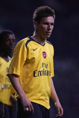 MANCHESTER, UNITED KINGDOM - APRIL 02:  Mark Randall of Arsenal Youth during the FA Youth Cup sponsored by E.ON Semi-Final, 2nd Leg match between Manchester United Youth and Arsenal Youth at Old Trafford on April 2, 2007 in Manchester, England.  (Photo by