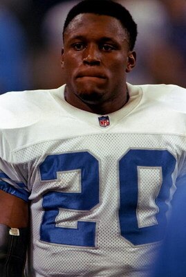 20 Sep 1998:  Running back Barry Sanders #20 of the Detroit Lions looks on during the game against the Minnesota Vikings at the Metrodome in Minneapolis, Minnesota. The Vikings defeated the Lions 29-6. Mandatory Credit: Tom Pidgeon  /Allsport