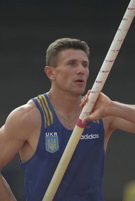 10 Aug 1997:  Sergey Bubka of the Ukraine prepares for his run up during the Pole Vault event at the World Championships at the Olympic Stadium in Athens, Greece. Bubka won the gold medal. \ Mandatory Credit: Gary M Prior/Allsport