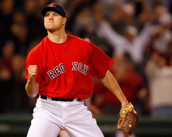 BOSTON - APRIL 24: Jonathan Papelbon #58 of the Boston Red Sox reacts in the ninth inning against the New York Yankees at Fenway Park, April 24, 2009, in Boston, Massachusetts. (Photo by Jim Rogash/Getty Images)