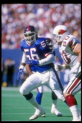 24 Sep 1989:  Linebacker Lawrence Taylor of the New York Giants moves down the field during a game against the Phoenix Cardinals at Giants Stadium in East Rutherford, New Jersey.  The Giants won the game, 35-7. Mandatory Credit: T. G. Higgins  /Allsport
