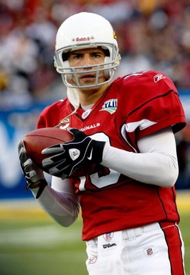 TAMPA, FL - FEBRUARY 01:  Kurt Warner #13 of the Arizona Cardinals warms up before Super Bowl XLIII against the Pittsburgh Steelers on February 1, 2009 at Raymond James Stadium in Tampa, Florida.  (Photo by Jamie Squire/Getty Images)