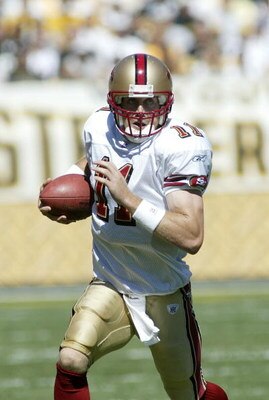 PITTSBURGH - SEPTEMBER 23:  Alex Smith #11 of the San Francisco 49ers runs against the Pittsburgh Steelers  on September 23, 2007 at Heinz Field in Pittsburgh, Pennsylvania. Pittsburgh won 36-17. (Photo by Rick Stewart/Getty Images)  