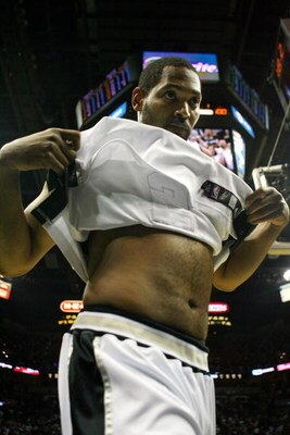 SAN ANTONIO - MAY 14:  Forward Robert Horry #5 of the San Antonio Spurs leaves the game after receiving a flagrant foul on Steve Nash of the Phoenix Suns in Game Four of the Western Conference Semifinals during the 2007 NBA Playoffs on May 14, 2007 at AT&