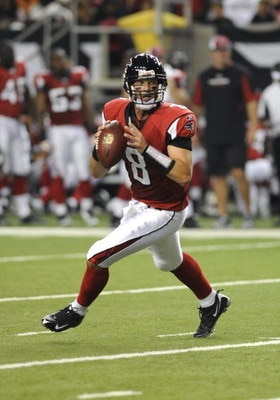 ATLANTA - AUGUST 22: Quarterback Chris Redman #8 of the Atlanta Falcons sets to pass against the Tennessee Titans at the Georgia Dome on August 22, 2008 in Atlanta, Georgia. (Photo by Al Messerschmidt/Getty Images)