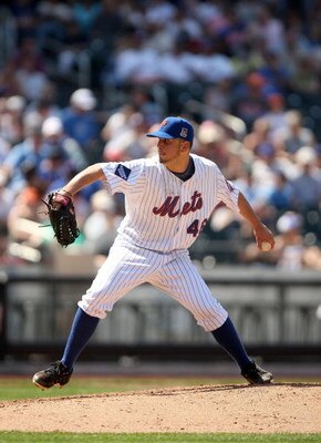 NEW YORK - APRIL 26:  Oliver Perez #46 of the New York Mets pitches against the Washington Nationals on April 26, 2009 at Citi Field in the Flushing neighborhood of the Queens borough of New York City.  (Photo by Ezra Shaw/Getty Images)
