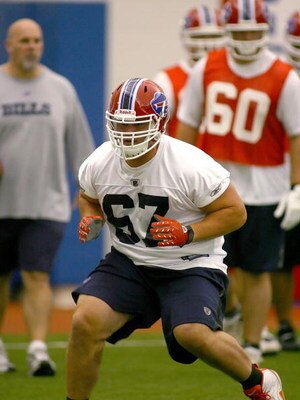 ORCHARD PARK, NY - MAY 01:  Andy Levitre #67, 2009 second round draft pick of the Buffalo Bills runs a drill during Buffalo Bills Minicamp  at the Buffalo Bills Fieldhouse on May 1, 2009 in Orchard Park, New York.  (Photo by Rick Stewart/Getty Images)