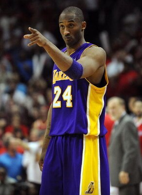 HOUSTON - MAY 14:  Guard Kobe Bryant #24 of the Los Angeles Lakers in Game Six of the Western Conference Semifinals during the 2009 NBA Playoffs at Toyota Center on May 14, 2009 in Houston, Texas. NOTE TO USER: User expressly acknowledges and agrees that,