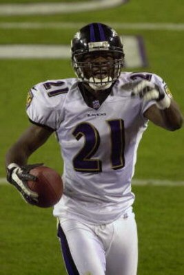 28 Jan 2001: Chris McAlister #21 of the Baltimore Ravens celebrates an interception against the New York Giants during Super Bowl XXXV at Raymond James Stadium in Tampa, Florida. DIGITAL IMAGE. Mandatory Credit: Doug Pensinger/ALLSPORT