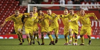 MANCHESTER, UNITED KINGDOM - APRIL 26: Liverpool players celebrate their win over Manchester United during the FA Youth Cup 2nd Leg match between Manchester United and Liverpool at Old Trafford on April 26, 2007, in Manchester, England.  (Photo by Matthew