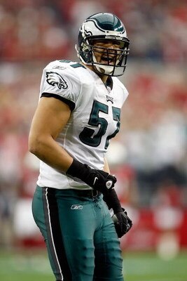 GLENDALE, AZ - JANUARY 18:  Linebacker Chris Gocong #57 of the Philadelphia Eagles reacts after a play in the first quarter against the Arizona Cardinals during the NFC championship game on January 18, 2009 at University of Phoenix Stadium in Glendale, Ar