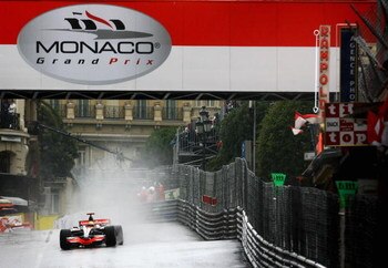 MONTE CARLO, MONACO - MAY 25:  Lewis Hamilton of Great Britain and McLaren Mercedes drives on his way to victory in the Monaco Formula One Grand Prix at the Monte Carlo Circuit on May 25, 2008 in Monte Carlo, Monaco.  (Photo by Clive Mason/Getty Images)